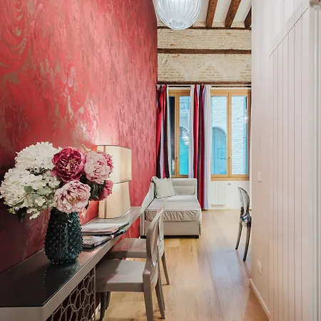 Polo's Treasures Apartment Venice