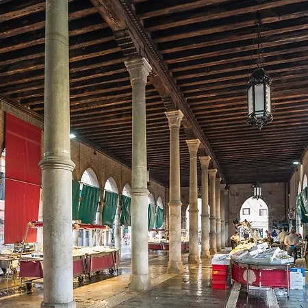 شقة Polo's Treasures البندقية