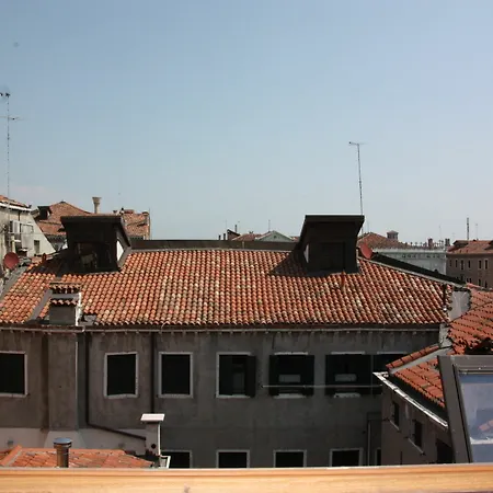 Polo's Treasures アパート